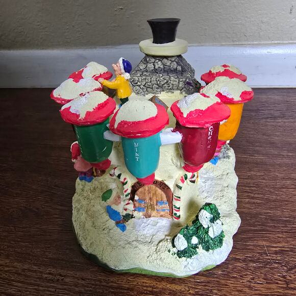 Vintage Santa's Town at the North Pole Christmas Village Candy Cooker in Box - Picture 5 of 7